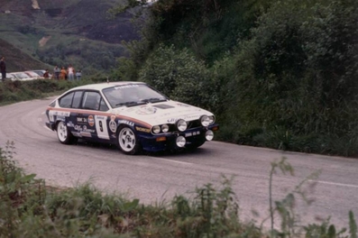 Pep Bassas - Pili Mas
10º Rallye Villa de Llanes 1986. Alfa Romeo Alfetta GTV6. Clasificado 6º.
RACC Motorsport

El 1 de Junio, Llanes, Asturias, España.
Superficie: asfalto.

Tomaron la salida 52 equipos, finalizaron 35.@
Palabras clave: Alfa;Romeo;GTV6;Grupo_B;Villa_Llanes;1986