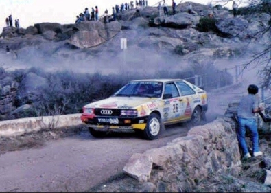 Rudolf "Rudi" Stohl - Reinhard Kaufmann
6º Marlboro Rally de Argentina 1986. Audi Coupé Quattro (W598513). Clasificado 6º.

Del 6 al 9 de Agosto, Buenos Aires - Cordoba, Argentina.
Superficie: tierra.

El Rally tenia un total de 2072.00 km de los que 624.35 km divididos en 27 tramos eran especiales, (una de ellas fue cancelada SS19 Tanti - Cuchilla Nevada de 30.59 km).

Tomaron la salida 150 equipos, finalizaron 50.
Palabras clave: ;Audi;Coupe;Quattro;Argentina;1986