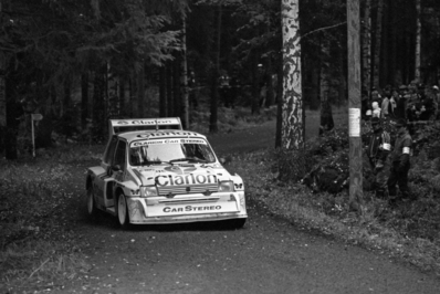 Per Eklund - Dave Whittock
36º Rally 1000 Lagos 1986. MG Metro 6R4 (C805 FFC). Clasificado 7º.

Del 5 al 7 de Septiembre, Jyväskylä, Finlandia.
Superficie: tierra.

El Rally tenia un total de 1344.89 km de los que 389.97 km divididos en 48 tramos eran especiales, (una de ellas fue cancelada SS8 Savo de 8.11 Km).

Se inscribieron 169 equipos, tomaron la salida 164, finalizaron 81.
Palabras clave: ;MG;Metro;Grupo_B;Finlandia;1986