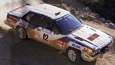 Giorgios Moschous - Dimitris Vazakas
33º Acropolis Rally 1986. Nissan 240RS (EA ID 16430). Clasificado 8º.

Del 2 al 4 de Junio, Atenas, Grecia.
Superficie: tierra.

El Rally tení­a un total de 1890.00 km de los que 572.13 km divididos en 46 tramos eran especiales (8 de ellas fueron cancelados SS8, SS9, SS10, SS14, SS16, SS21, SS36 y SS45)

Tomaron la salida 101 equipos, finalizaron 34.@
Palabras clave: Nissan;Grupo_B;Grecia;Acropolis;1986