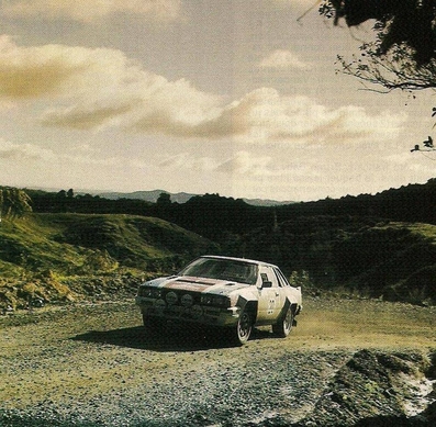 Paddy Davidson - Mike Carmichael
16º AWA Clarion Rally de Nueva Zelanda 1986. Nissan 240RS (MB6138). Clasificado 8º.

Del 5 al 8 de Julio, Auckland, Nueva Zelanda.
Superficie: tierra.

El Rally tenia un total de 1980 km de los que 597.76 km divididos en 35 tramos eran especiales, (uno de ellos fue cancelado SS26 Kawerau Forest de 26.73 Km).

Se inscribieron 55 equipos, tomaron la salida 52, finalizaron 40.@
Palabras clave: Paddy_Davidson;Nissan;Nueva_Zelanda;1986;Grupo_B