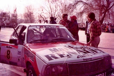 Ernesto María Soto - Martin Christie
6º Marlboro Rally Argentina 1986. Renault 18 GTX (X503274). Clasificado 9º.

Del 6 al 9 de Agosto, Buenos Aires - Cordoba, Argentina.
Superficie: tierra.

El Rally tenia un total de 2072.00 km de los que 624.35 km divididos en 27 tramos eran especiales, (una de ellas fue cancelada SS19 Tanti - Cuchilla Nevada de 30.59 km).

Tomaron la salida 150 equipos, finalizaron 50.
Palabras clave: Renault;GTX;Argentina;1986
