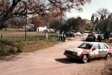 Ernesto María Soto - Martin Christie
6º Marlboro Rally Argentina 1986. Renault 18 GTX (X503274). Clasificado 9º.

Del 6 al 9 de Agosto, Buenos Aires - Cordoba, Argentina.
Superficie: tierra.
 
El Rally tenia un total de 2072.00 km de los que 624.35 km divididos en 27 tramos eran especiales, (una de ellas fue cancelada SS19 Tanti - Cuchilla Nevada de 30.59 km).

Tomaron la salida 150 equipos, finalizaron 50.
Palabras clave: Renault;GTX;Argentina;1986
