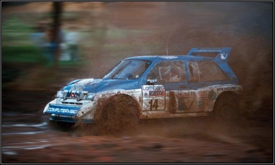 David Llewellin - Phil Short
35º Lombard RAC Rally 1986. MG Metro 6R4 (D750 PDM). Clasificado 9º.

Del 16 al 19 de Noviembre, Bath, Inglaterra.
Superficie: Tierra.

El Rally un total de 2537.93 km de los que 515.04 km divididos en 45 tramos eran especiales.

Tomaron la salida 149 equipos, finalizaron 83.@
Palabras clave: ;Phil_Short;MG;Metro;Gran_Bretaña;1986;Grupo_B;RAC_Rally;Inglaterra