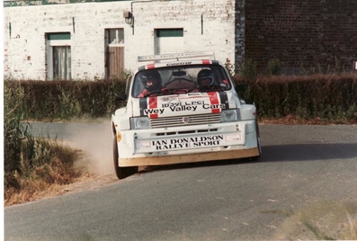 Ian Donaldson - Richard Taylor
22º Ypres 24 Horas Rally 1986. MG Metro 6R4 (B391 LPC). Clasificado 9º.

Del 27 al 29 de Junio, Ypres, Bélgica.
Superficie: asfalto.

El Rally estaba dividido en 2 etapas y 411.41 km cronometrados divididos en 37 tramos especiales.

Tomaron la salida 155 equipos, finalizaron 70.@
Palabras clave: Metro;Grupo_B;MG;Ypres;1986