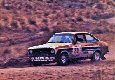 Gustavo Trelles - Ricardo Ivetich
6º Marlboro Rally Argentina 1986. Ford Escort 1600 (235-134). Clasificado 11º.

Del 6 al 9 de Agosto, Buenos Aires - Cordoba, Argentina.
Superficie: tierra.
 
El Rally tenia un total de 2072.00 km de los que 624.35 km divididos en 27 tramos eran especiales, (una de ellas fue cancelada SS19 Tanti - Cuchilla Nevada de 30.59 km).

Tomaron la salida 150 equipos, finalizaron 50.
Palabras clave: Gustavo_Trelles;Ford;Escort;Argentina;1986