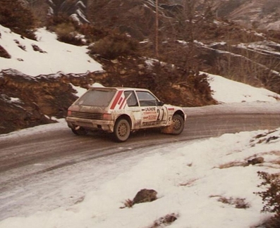Paul Gardère - Jean-Louis Bufferne
54º Rallye Automobile de Monte-Carlo 1986. Peugeot 205 Turbo 16 (5173 TB 42). Clasificado 67º.

Del 18 al 24 de Enero, Monte-Carlo.
Superficie: asfalto - nieve.

El Rally tenía un total de 3984.00 km de los que 881.20 km divididos en 36 tramos eran especiales.

Tomaron la salida 156 equipos, finalizaron 65.@
Palabras clave: ;Peugeot;T16;Montecarlo;1986;Grupo_B;nieve