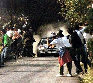 "CRAZY FANS"
Lancia Delta S4
28º Rally Sanremo 1986
Palabras clave: Lancia;Delta;Grupo_B;1986;Sanremo