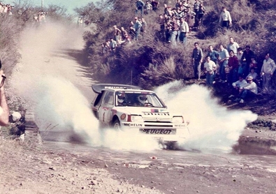 Juha Kankkunen - Juha Piironen
6º Marlboro Rally de Argentina 1986. Peugeot 205 Turbo 16 E2 (319 FPF 75).
Abandonó por la suspensión del coche dañada después de una salida de pista en SS15 Todos los Santos - Charbonier de 28,60 Km.

Del 6 al 9 de Agosto, Buenos Aires - Cordoba, Argentina.
Superficie: tierra.

El Rally tenia un total de 2072.00 km de los que 624.35 km divididos en 27 tramos eran especiales, (una de ellas fue cancelada SS19 Tanti - Cuchilla Nevada de 30.59 km).

Tomaron la salida 150 equipos, finalizaron 50.@
Palabras clave: ;Grupo_B;Peugeot;Turbo;Argentina;1986