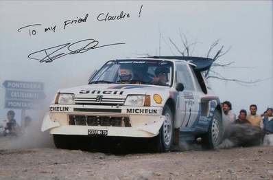 Timo Salonen - Seppo Harjanne
28º Rally Sanremo 1986. Peugeot 205 Turbo 16 E2 (237 FWH 75).

Equipo Peugeot descalificado
El tercer dí­a del Rally se examinó el Peugeot y se decreto que las aletas de la parte de abajo eran en realidad faldillas. Las faldillas habí­an sido prohibidas después del Córcega, y a pesar de que los coches habí­an pasado las verificaciones pre-rally, se excluyeron todos los Peugeot de inmediato. Peugeot llevó el asunto a la FISA en diciembre, y decidió que la exclusión era ilegal.

Todos los puntos del Rally para el Campeonato se anularon, por eso Sanremo de 1986 no pudo considerarse una prueba de WRC, y por eso Markku Alén fue Campeón del Mundo durante tan solo 10 dí­as.

Del 13 al 17 de Octubre, Sanremo, Imperia, Italia.
Superficie: asfalto - tierra.

El Rally tenía un total de 2148.69 Km de los que 532.60 Km divididos en 40 tramos eran especiales (2 de ellos fueron cancelados SS8 Santa Luce de 12.30 Km y SS22 La Sela 2 de 10.15 Km).

Tomaron la salida 118 equipos, finalizaron 38.

© Claudio Cavion
@
Palabras clave: Timo_Salonen;Seppo_Harjanne;Peugeot;Turbo;Grupo_B;Sanremo;1986