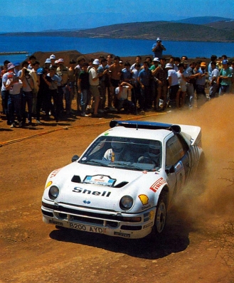 Stig Blomqvist - Bruno Berglund
33º Acropolis Rally 1986. Ford RS200 (B200 AYD). Abandonó por accidente en SS18 Arahova de 13.74 Km.

Del 2 al 4 de Junio, Atenas, Grecia.
Superficie: tierra.

El Rally tení­a un total de 1890.00 km de los que 572.13 km divididos en 46 tramos eran especiales (8 de ellas fueron cancelados SS8, SS9, SS10, SS14, SS16, SS21, SS36 y SS45)

Tomaron la salida 101 equipos, finalizaron 34.@
Palabras clave: Stig_Blomqvist;Ford;RS200;Grupo_B;Acropolis;Grecia;1986