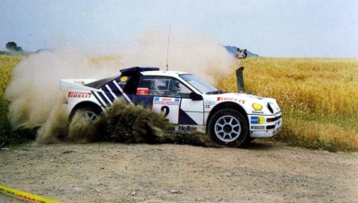 Stig Blomqvist - Bruno Berglund
33º Acropolis Rally 1986. Ford RS200 (B200 AYD). Abandonó por accidente en SS18 Arahova de 13.74 Km.

Del 2 al 4 de Junio, Atenas, Grecia.
Superficie: tierra.

El Rally tení­a un total de 1890.00 km de los que 572.13 km divididos en 46 tramos eran especiales (8 de ellas fueron cancelados SS8, SS9, SS10, SS14, SS16, SS21, SS36 y SS45)

Tomaron la salida 101 equipos, finalizaron 34.@
Palabras clave: Stig_Blomqvist;Ford;RS200;Grupo_B;Acropolis;Grecia;1986