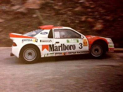 Antonio Zanini Sans - Josep Autet
3º Rally Valeo 1986. Ford RS200.
Abandonó por problemas con el alternador y posterior accidente.

Al apagar 2 de los 4 faros del coche, (por los problemas con el alternador), llegó pasado a un sitio con gravilla, al no verla, patinó y chocó contra un poste de hierro dando 2 vueltas de campana.

Del 15 al 16 de Noviembre, Madrid, España.
Superficie: asfalto.

El Rally constaba de 21 tramos cronometrados, desconocemos cuantos kilómetros totales.

Se inscribieron un mínimo de 63 equipos, finalizaron un mínimo de 48. 
@
Palabras clave: ;Josep_Autet;Ford;RS200;Grupo_B;Valeo;Madrid;1986
