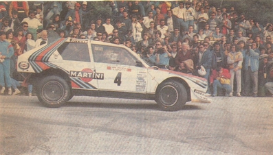 Henri Toivonen - Sergio Cresto
30º Tour de Corse 1986. Lancia Delta S4 (TO 73074E).
El 02-05-1986 sufrieron accidente mortal en SS18 Corte - Taverna
(D.E.P. / R.I.P.).

Del 1 al 3 de Mayo, Ajaccio, Córcega, Francia.
Superficie: asfalto.
El Rally tenia un total de 1551.00 km de los que 1122.34 km divididos en 30 tramos eran especiales. (4 de ellos fueron cancelados. SS12 Figarella - Cardo de 15.75 Km, SS18 Corte - Taverna de 26.84 Km, SS19 Moltifao - Speloncato de 38.16 Km y SS20 Corbara - Calenzana de 23.69 Km. Los 3 últimos por el fatal accidente de Henri y Sergio).
Tomaron la salida 122 equipos, finalizaron 31.

En esta edición habí­an 5 tramos de 50 o mas Km cronometrados, SS7 Cozzano - Col de la Serra de 50.84, SS8 Muracciole - Abbazia de 50.00, SS10 Pont d'Altiani - Pont St Laurent de 56.01, SS14 Prunelli - San Pancrazio de 55.67 y SS17 Campe Militaire - Corte de 58.14. Uno de mas de 70 km, SS23 Saint Roch - Suaricchio de 78.19, y otro, el último, SS30 Liamone - Suaricchio de 83.16 Km.

Aquí dejo los kilómetros de cada uno de los 30 tramos del Rally:

1ª ETAPA (01-Mayo-1986)
SS1 Verghia - Pont de la Masina de 38.09 km
SS2 Sainte Marie Sicche - Moca 1 de 23.96 km
SS3 Petreto - Aullene 1 de 20.03 km
SS4 Zerubia - Santa Giulia de 30.60 km
SS5 Sartene - Zonza de 44.23 km
SS6 Aullene - Zicavo de 25.59 km
SS7 Cozzano - Col de la Serra de 50.84 km
SS8 Muracciole - Abbazia de 50.00 km
SS9 Campo al Quarcio - Ponte de Noceta de 33.77 km
SS10 Pont d'Altiani - Pont St Laurent de 56.01 km
SS11 Ponte Rosso - Borgo de 42.29 km

TOTAL ETAPA 415.41 km

2ª ETAPA (02 Mayo-1986)
SS12 Figarella - Cardo (cancelado) de 15.75 km
SS13 Saint Florent - Col de San Stefano de 26.81 km
SS14 Prunelli - San Pancrazio de 55.67 km
SS15 Folelli - Santa Lucia di Moriani de 18.49 km
SS16 Moriani Plage - Orsoni de 20.10 km
SS17 Campe Militaire Corte de 58.14 km
SS18 Corte - Taverna (cancelado) de 26.84 km
SS19 Moltifao - Speloncato (cancelado) de 38.16 km
SS20 Corbara - Calenzana (cancelado) de 23.69 km

TOTAL ETAPA 283.65 km

3ª ETAPA (03-Mayo-1986)
SS21 Norte Dame de la Serra - Pont du Fango de 28.77 km
SS22 Fango - Ota de 48.59 km
SS23 Saint Roch - Suaricchio de 78.19 km
SS24 Tavera - Pont de Mezzana de 30.57 km
SS25 Sainte Marie Sicche - Moca 2 de 23.96 km
SS26 Petreto - Aullene 2 de 20.03 km
SS27 Sorbollano - Santa Giulia de 35.59 km
SS28 Calvese - Agosta Plage de 38.69 km
SS29 Plaine de Peri - Capiglioli de 35.73 km
SS30 Liamone - Suaricchio 83.16 km

TOTAL ETAPA 423.28 km.
SUMANDO LAS TRES ETAPAS, ESTAMOS HABLANDO DE 1122.34 KM CRONOMETRADOS... UNA SALVAJADA...
@
Palabras clave: Henri_Toivonen;Sergio_Cresto;Lancia;Delta;S4;Grupo_B;Corcega;1986;Corse