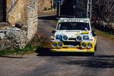 Carlos Sainz Cenamor - Antonio Boto
7º Rallye des Garrigues - Languedoc-Roussillon 1986. Renault 5 Maxiturbo (VA-4650-MA).
Abandonó por el embrague en SS16 Saint-Bresson 2 de 34.20 Km.

Del 3 al 6 de Abril, Nimes, Francia.

Superficie: asfalto con 501.90 km cronometrados divididos en 20 tramos especiales.

Tomaron la salida 102 equipos, finalizaron 44.@
Palabras clave: Carlos_Sainz;Antonio_Boto;Grupo_B;Renault;Maxi_turbo;Turbo;Garrigues;Francia;1986