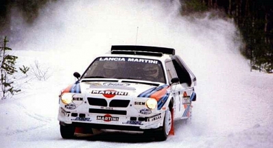 Henri Toivonen - Sergio Cresto
36º Internacional Suecia Rally 1986. Lancia Delta S4 (A6 37614). Abandonó por motor en SS12 Alvsbacka de 14 Km.

Del 14 al 16 de Febrero, Karlstad, Suecia.
Superficie: nieve - hielo.

El Rally tenia un total de 1670.00 km de los que 556.79 km divididos en 30 tramos eran especiales.

Tomaron la salida 107 equipos, finalizaron 62.@
Palabras clave: Henri_Toivonen;Sergio_Cresto;Lancia;Delta;S4;Grupo_B;Suecia;1986;nieve
