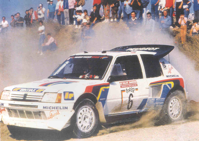 Andrea Zanussi - Paolo Amati
28º Rally Sanremo 1986. Peugeot 205 Turbo 16 E2 (MI 07097Y).

Equipo Peugeot descalificado
El tercer dí­a del Rally se examinó el Peugeot y se decreto que las aletas de la parte de abajo eran en realidad faldillas. Las faldillas habí­an sido prohibidas después del Córcega, y a pesar de que los coches habí­an pasado las verificaciones pre-rally, se excluyeron todos los Peugeot de inmediato. Peugeot llevó el asunto a la FISA en diciembre, y decidió que la exclusión era ilegal.

Todos los puntos del Rally para el Campeonato se anularon, por eso Sanremo de 1986 no pudo considerarse una prueba de WRC, y por eso Markku Alén fue Campeón del Mundo durante tan solo 10 dí­as.

Del 13 al 17 de Octubre, Sanremo, Imperia, Italia.
Superficie: asfalto - tierra.

El Rally tenía un total de 2148.69 Km de los que 532.60 Km divididos en 40 tramos eran especiales (2 de ellos fueron cancelados SS8 Santa Luce de 12.30 Km y SS22 La Sela 2 de 10.15 Km).

Tomaron la salida 118 equipos, finalizaron 38.
@

Palabras clave: ;Peugeot;Grupo_B;Turbo;Sanremo;1986