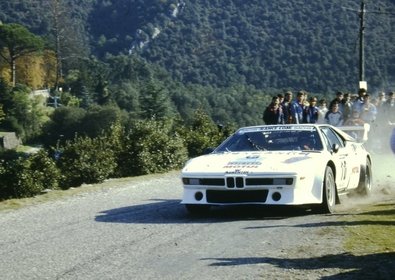 Giovanni Rossi - Thierry Barjou
29º Critérium des Cévennes 1986. BMW M1 (5276 TN 60). Abandonó por sobrecalentamiento del motor.

Del 8 al 9 de Noviembre, Montpellier (Francia)
Superficie: asfalto con un total de 277.90 km divididos en 17 tramos cronometrados. (Uno de ellos fue cancelado SS4 Le Vigan - St-Bresson de 14.30 km).

Tomaron la salida 198 equipos, finalizaron 87.@
Palabras clave: BMW;M1;Criterium_Cevennes;1986;Grupo_B