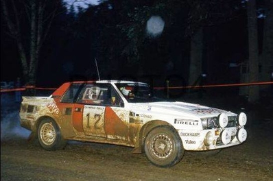 Steve Millen - Hans Thorszelius
21º Olympus Rally 1986. Toyota Celica Twincam Turbo (TCT). Abandonó por accidente en SS18 Melbourne de 19.92 Km.

Última aparición Oficial de los coches Grupo B en una prueba válida para el Mundial de Rallys.

De 4 al 7 de Diciembre, Tacoma - Tumwater, Washington, Estados Unidos.
Superficie: tierra.

El Rally tenía un total de 540.65 km cronometrados divididos en 40 tramos especiales (uno de ellos fue cancelado SS6 Taylor Towne de 14.76 km).

Tomaron la salida 50 equipos, finalizaron 25.
Palabras clave: Hans_Thorszelius;Toyota;Celica;TCT;Grupo_B;1986;Olympus;EE.UU