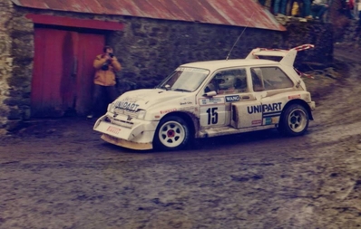 Harri Toivonen - Neil Wilson
47º Rothmans Circuit of Ireland 1986. MG Metro 6R4. Abandonó por accidente en SS45 Quiggy de 19.87 km.

Del 28 de Marzo al 2 de Abril, Belfast • Ulster
Superficie: asfalto.

La prueba tenia un total de 939.60 km cronometrados divididos en 5 etapas y 51 tramos especiales (3 de ellos fueron cancelados SS2 Allens Folly de 13,65 km, SS43 Boho de 25,13 km y SS44 Widow Magee de 17,80 km).

Tomaron la salida 69 equipos, finalizaron 33.@
Palabras clave: Harri_Toivonen;Metro;Grupo_B;Circuit_Ireland;1986