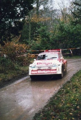 Marc Duez - Willy Lux
35º Lombard RAC Rally 1986. MG Metro 6R4 (C868 EUD). Abandonó por motor en SS9 Rudding Park de 2.85 Km.

Del 16 al 19 de Noviembre, Bath, Inglaterra.
Superficie: Tierra.

El Rally un total de 2537.93 km de los que 515.04 km divididos en 45 tramos eran especiales.

Tomaron la salida 149 equipos, finalizaron 83.@
Palabras clave: ;Willy_Lux;MG;Metro;Gran_Bretaña;Grupo_B;1986;RAC_Rally;Inglaterra