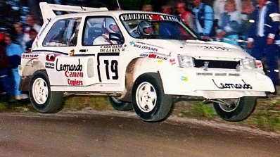 Mika Arpiainen - Jarmo Mustonen
36º 1000 Lakes Rally 1986. MG Metro 6R4. Abandonò por accidente en SS16 Raitoo de 8.94 Km.
El Rally tenia un total de 1353 km de los que 382 km divididos en 48 tramos, eran especiales, (una de ellas fue cancelada SS8 Savo de 8.11 Km).
Se inscribieron 169 equipos, tomaron la salida 164, finalizaron 81.@
Palabras clave: MG;Metro;Grupo_B;Finlandia;1986;