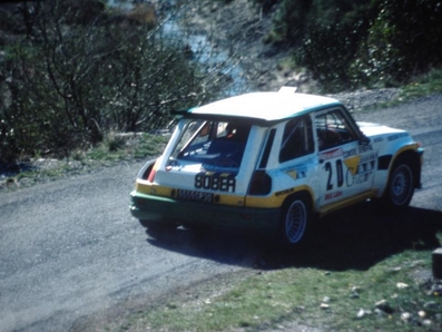 Philippe Touren - Albert Neyron
7º Rallye des Garrigues - Languedoc-Roussillon 1986. Renault 5 Maxiturbo (5555 SP 30). Abandonó por accidente en SS4 Aumessas 2 de 15.60 Km.
Del 3 al 6 de Abril, Nimes, Francia
Superficie: asfalto con 501.90 km cronometrados divididos en 20 tramos especiales.
Tomaron la salida 102 equipos, finalizaron 44.@
Palabras clave: ;Renault;Maxiturbo;Grupo_B;Garrigues;1986