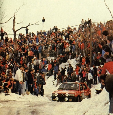 Bertrand Balas - Eric Lainé
54º Rallye Automobile de Monte-Carlo 1986. Alfa Romeo 33 4x4. Abandonó por motor en SS11 La Souche - Bif. D239/N102 de 27.70 km.

Del 18 al 24 de Enero, Monte-Carlo.
Superficie: asfalto - nieve.

El Rally tenía un total de 3984.00 km de los que 881.20 km divididos en 36 tramos eran especiales.

Tomaron la salida 156 equipos, finalizaron 65.
Palabras clave: ;Alfa_Romeo;Montecarlo;1986;nieve