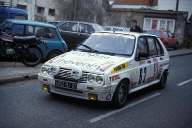 Thierry Costes - Guy Roussel
54º Rallye de Monte-Carlo 1986. Citröen Visa 1000 Pistes (4852 MJ 07). Abandonó, desconocemos el motivo.

Del 18 al 24 de Enero, Monte-Carlo.
Superficie: asfalto - nieve.

El Rally tenía un total de 3984.00 km de los que 881.20 km divididos en 36 tramos eran especiales.

Tomaron la salida 156 equipos, finalizaron 65.@
Palabras clave: Visa;Montecarlo;1986;Grupo_B;Citroen