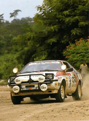 Patrick Tauziac - Claude Papin
18º Rallye Cote d'Ivoire 1986. Mitsubishi Starion Turbo. Abandonó por la suspensión en CH 26.

Del 24 al 27 de Septiembre, Yamoussoukro, Costa de Marfil.
Superficie: tierra.

El Rally tenia un total de 3763 km con 73 controles horarios.

Tomaron la salida 49 equipos, finalizaron 11.
Palabras clave: Mitsubishi;Starion;Costa_Marfil;1986