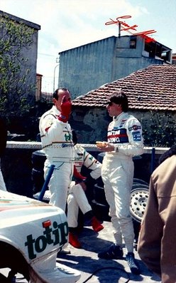 9º Rally Costa Smeralda 1986
Dario Cerrato y Henri Toivonen
Clasificados 3º y 1º respectivamente.
Ambos con Lancia Delta S4.

Cerrato compitiendo para Jolly Club Totip y Toivonen para Martini Lancia.

Del 16 al 18 de Abril, Porto cervo, norte de Cerdeña, Italia.
Superficie: tierra.

El Rally constaba de 546.00 Km cronometrados divididos en 35 tramos especiales.

Tomaron la salida 79 equipos, finalizaron 32.
@
Palabras clave: Dario_Cerrato;Henri_Toivonen;Smeralda;Esmeralda;Personajes;1986