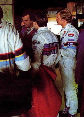 20º Rallye de Portugal Vinho do Porto 1986
En la foto podemos ver a Markku Alén, Henri Toivonen y Juha Kankkunen durante la reunión antes de la decisión de abandonar la prueba.

Todos los equipos 