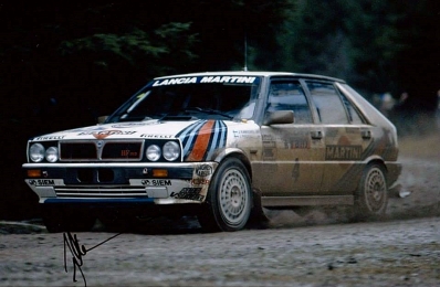 Juha Kankkunen - Juha Piironen
36º Lombard RAC Rally 1987. Lancia Delta HF 4WD (TO 82978F). Clasificado 1º.

Del 22 al 25 de Noviembre, Chester, Inglaterra.
Superficie: tierra.
El Rally tenia un total de 2623.92 Km de los que 513.29 Km divididos en 48 tramos eran especiales, (uno de ellos fue cancelado SS22 Hafren Forest 3 de 19.42 Km).
Se inscribieron 176 equipos, tomaron la salida 165, finalizaron 83.@
Palabras clave: ;Lancia;Delta;Gran_Bretaña;1987;RAC_Rally;Lombard;Inglaterra