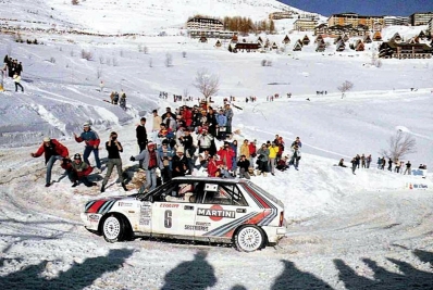Massimo (Miki) Biasion - Tiziano Siviero
55º Rallye Automobile de Monte-Carlo 1987. Lancia Delta HF 4WD (TO 66488F). Clasificado 1º.

Del 17 al 22 de Enero, Monte-Carlo.
Superficie: asfalto - nieve.

El Rally tenia un total de 3162.00 km de los que 593.45 km divididos en 26 tramos eran especiales, (1 de ellos fue cancelado SS3 Les Egats - St. Luce de 13.50 Km).

Se inscribieron 163 equipos, tomaron la salida 160, finalizaron 93.@
Palabras clave: Miki_Biasion;Tiziano_Siviero;Lancia;Delta;4WD;Montecarlo;nieve;1987