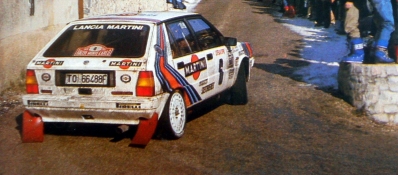 Massimo (Miki) Biasion - Tiziano Siviero
55º Rallye Automobile de Monte-Carlo 1987. Lancia Delta HF 4WD (TO 66488F). Clasificado 1º.

Del 17 al 22 de Enero, Monte-Carlo.
Superficie: asfalto - nieve.

El Rally tenia un total de 3162.00 km de los que 593.45 km divididos en 26 tramos eran especiales, (1 de ellos fue cancelado SS3 Les Egats - St. Luce de 13.50 Km).

Se inscribieron 163 equipos, tomaron la salida 160, finalizaron 93.@
Palabras clave: Miki_Biasion;Tiziano_Siviero;Lancia;Delta;4WD;Montecarlo;1987