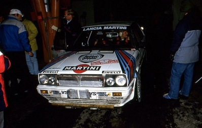 Juha Kankkunen - Juha Piironen
55º Rallye Automobile de Monte-Carlo 1987. Lancia Delta HF 4WD (TO 66483F). Clasificado 2º.

Del 17 al 22 de Enero, Monte-Carlo.
Superficie: asfalto - nieve.

El Rally tenia un total de 3162.00 km de los que 593.45 km divididos en 26 tramos eran especiales (1 de ellos fue cancelado SS3 Les Egats - St. Luce de 13.50 Km).

Se inscribieron 163 equipos, tomaron la salida 160, finalizaron 93.@
Palabras clave: ;4WD;Lancia;Delta;Montecarlo;1987