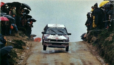 Juha Kankkunen - Juha Piironen
21º Rallye de Portugal Vinho do Porto 1987. Lancia Delta HF 4WD (TO 82979F). Clasificado 4º.

Del 11 al 14 de Marzo, Estoril, Cascais, Lisboa, Portugal.
Superficie: asfalto - tierra.

El Rally tenia un total de 2,088.23 Km de los que 603.50 Km divididos en 37 tramos, eran especiales.

Tomaron la salida 94 equipos, finalizaron 36.@
Palabras clave: ;Juha_Piironen;Lancia;Delta;4WD;Portugal;1987;