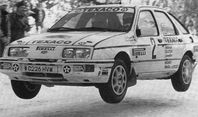 Stig Blomqvist - Bruno Berglund
37º Internacional Suecia Rally 1987. Ford Sierra XR 4x4 (C226 HVW). Clasificado 6º.

Del 13 al 14 de Febrero, Karlstad, Suecia.
Superficie: nieve - hielo.

El Rally tenia un total de 1176.05 Km de los que 408.15 km divididos en 27 tramos eran especiales (uno de ellos fue cancelado SS21 Vassjön de 5.70 km)

Se inscribieron 147 equipos, tomaron la salida 147, finalizaron 82.@
Palabras clave: Stig_Blomqvist;Ford;Sierra;Suecia;1987;Nieve;