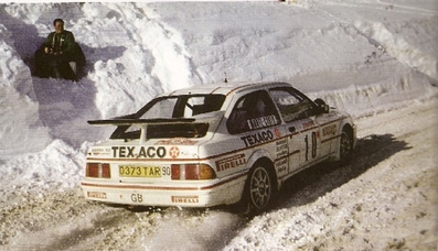 Karl-Erik (Kalle) Grundel - Terry Harryman
55º Rallye Automobile de Monte-Carlo 1987. Ford Sierra RS Cosworth (D373 TAR). Abandonó por la transmisión quedando clasificado 84º.

Del 17 al 22 de Enero, Monte-Carlo.
Superficie: asfalto - nieve.

El Rally tenia un total de 3162.00 km de los que 593.45 km divididos en 26 tramos eran especiales, (1 de ellos fue cancelado SS3 Les Egats - St. Luce de 13.50 Km).

Se inscribieron 163 equipos, tomaron la salida 160, finalizaron 93.@
Palabras clave: Kalle_Grundel;Ford;Sierra;Cosworth;Montecarlo;1987;nieve