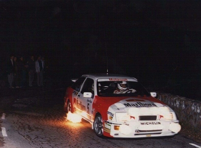 Carlos Sainz - Antonio Boto
23º Rallye Catalunya 1987. Ford Sierra RS Cosworth. Abandonó por el diferencial del coche en SS15 Coll de Santigosa 2 - 10.77 km.

Del 22 al 24 de Octubre, Barcelona, Girona, Catalunya, España.
Superficie: asfalto - tierra.

El Rally tenía un total de 359.31 km cronometrados divididos en 23 tramos.

Tomaron la salida 76 equipos, finalizaron 40.

© Joan Al en SS Collsaplana
@@
Palabras clave: Carlos_Sainz;Ford;Sierra;Cosworth;Catalunya;1987