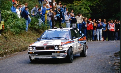 Massimo "Miki" Biasion - Tiziano Siviero
30º Rallye Sanremo - Rallye d'Italia  1988. Lancia Delta Integrale, (TO 89095H). Clasificado 1º.

Del 10 al 14 de Octubre, Sanremo, Liguria, Imperia, Italia.
Superficie: asfalto - tierra.

El Rally tenia un total de 2453.87 km de los que 564.96 Km divididos en 43 tramos eran especiales (4 de ellos fueron cancelados SS6 Superspeciale 2 de 2.18 Km, SS11 Tignai de 12.17 Km, SS13 Lanzo 2 de 6.38 Km y SS38 Angua 2 de 12.37 Km).

Se inscribieron 124 equipos, tomaron la salida 124, finalizaron 55.@
Palabras clave: ;Sanremo;Italia;Lancia;Delta;Integrale;1988