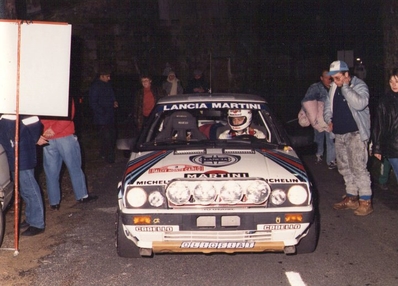 Bruno Saby - Jean Françoise Fauchille
56º Rallye Automobile de Monte-Carlo 1988. Lancia Delta HF 4WD (TO-04201H). Clasificado 1º.

Del 16 al 21 de Enero, Monte Carlo.
Superficie: asfalto - nieve.

El Rally tenia un total de 3052.9 km de los que 624.16 km divididos en 26 tramos eran especiales.

Se inscribieron 181 equipos, tomaron la salida 169, finalizaron 109.@
Palabras clave: ;Delta;Lancia;Montecarlo;1988