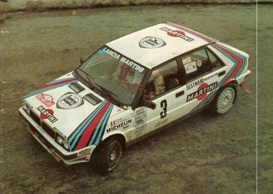 Bruno Saby - Jean Françoise Fauchille
56º Rallye Automobile de Monte-Carlo 1988. Lancia Delta HF 4WD (TO-04201H). Clasificado 1º.

Del 16 al 21 de Enero, Monte Carlo.
Superficie: asfalto - nieve.

El Rally tenia un total de 3052.9 km de los que 624.16 km divididos en 26 tramos eran especiales.

Se inscribieron 181 equipos, tomaron la salida 169, finalizaron 109.@
Palabras clave: ;Delta;Lancia;Montecarlo;1988