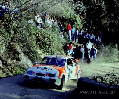 Carlos Sainz Cenamor - Luís Rodríguez Moya
24º Rallye Catalunya-Costa Brava 1988. Ford Sierra RS Cosworth (V-7853-BX). Clasificado 2º.

Del 12 al 13 de Febrero, Lloret de Mar, Girona, Catalunya, España
Superficie: asfalto - tierra.

El Rally tenia 416.35 km cronometrados divididos en 26 tramos.

Tomaron la salida 110 equipos, finalizaron 42.

© Joan Al en SS El Subirà
@
Palabras clave: ;Ford;Sierra;Cosworth;Catalunya;Costa_Brava;1988;Spain;España