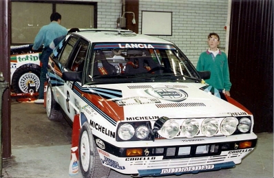 Mikael Ericsson - Claes Billstam
38º 1000 Lakes Rally 1988. Lancia Delta Integrale (TO 89092H). Clasificado 2º.

Del 26 al 28 de Agosto, Jyväskylä, Finlandia.
Superficie: tierra.

El Rally tenia un total de 1445.95 km de los que 496.32 km divididos en 39 tramos, eran especiales.

Se inscribieron 200 equipos, tomaron la salida 195, finalizaron 84.@
Palabras clave: ;Lancia;Delta;Integrale;Finlandia;1988;