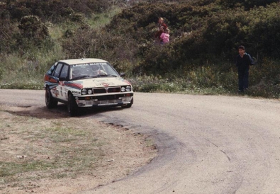 Bruno Saby - Jean-Francois Fauchille
32º Tour de Corse - Rallye de France 1988. Lancia Delta Integrale (TO 54902H). Clasificado 3º.

Del 3 al 6 de Mayo, Ajaccio, Córcega, Francia.
Superficie: asfalto.

El Rally tenia un total de 1333.00 km de los que 622.84 km divididos en 30 tramos eran especiales.

Se inscribieron 93 equipos, tomaron la salida 93, finalizaron 42.@
Palabras clave: ;Lancia;Delta;Integrale;Corse;Corcega;1988