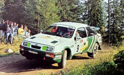 Didier Auriol - Bernard Occelli
38º 1000 Lakes Rally 1988. Ford Sierra RS Cosworth (D372 TAR). Clasificado 3º.

Del 26 al 28 de Agosto, Jyväskylä, Finlandia.
Superficie: tierra.

El Rally tenia un total de 1445.95 km de los que 496.32 km divididos en 39 tramos, eran especiales.

Se inscribieron 200 equipos, tomaron la salida 195, finalizaron 84.@
Palabras clave: Didier_Auriol;Ford;Sierra;RS;Cosworth;Finlandia;1988;