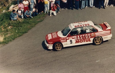 François Chatriot - Michel Perin
32º Tour de Corse - Rallye de France 1988. BMW M3 E30 (FXI 318). Clasificado 4º.

Del 3 al 6 de Mayo, Ajaccio, Córcega, Francia.
Superficie: asfalto.

El Rally tenia un total de 1333.00 km de los que 622.84 km divididos en 30 tramos eran especiales.

Se inscribieron 93 equipos, tomaron la salida 93, finalizaron 42.@
Palabras clave: ;BMW;M3;Corse;Corcega;1988