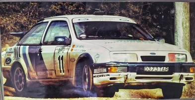 Carlos Sainz Cenamor - Luís Rodríguez Moya
30º Rallye Sanremo - Rallye d'Italia 1988. Ford Sierra RS Cosworth, (D373 TAR). Clasificado 5º.

Del 10 al 14 de Octubre, Sanremo, Liguria, Imperia, Italia.
Superficie: asfalto - tierra.

El Rally tenia un total de 2453.87 km de los que 564.96 Km divididos en 43 tramos eran especiales (4 de ellos fueron cancelados SS6 Superspeciale 2 de 2.18 Km, SS11 Tignai de 12.17 Km, SS13 Lanzo 2 de 6.38 Km y SS38 Angua 2 de 12.37 Km).

Se inscribieron 124 equipos, tomaron la salida 124, finalizaron 55.@
Palabras clave: ;Luis_Moya;Ford;Sierra;Cosworth;Sanremo;Italia;1988