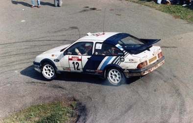 Carlos Sainz Cenamor - Luis Moya
32º Tour de Corse - Rallye de France 1988. Ford Sierra RS Cosworth (D323 TVW). Clasificado 5º.

Del 3 al 6 de Mayo, Ajaccio, Córcega, Francia.
Superficie: asfalto.

El Rally tenia un total de 1333.00 km de los que 622.84 km divididos en 30 tramos eran especiales.

Se inscribieron 93 equipos, tomaron la salida 93, finalizaron 42.@

Palabras clave: ;Luis_Moya;Ford;Sierra;RS;Cosworth;Còrcega;1988;Corse